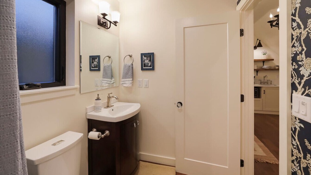 Photo of Bathroom in Chico