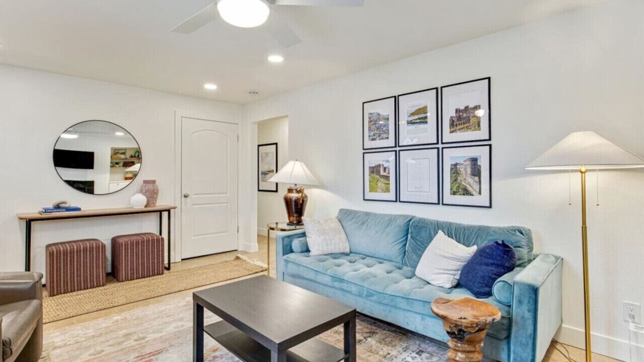 Photo of Livingroom in Orem