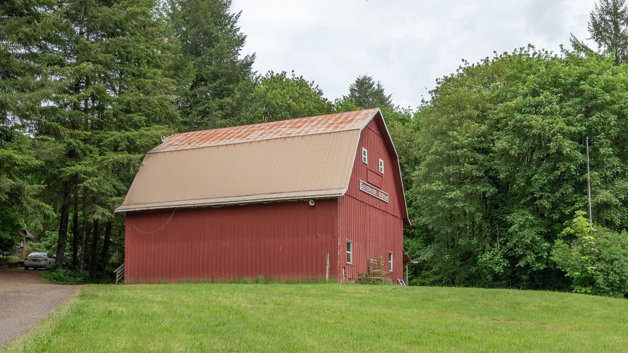 Photo of Outdoor in Triangle Lake