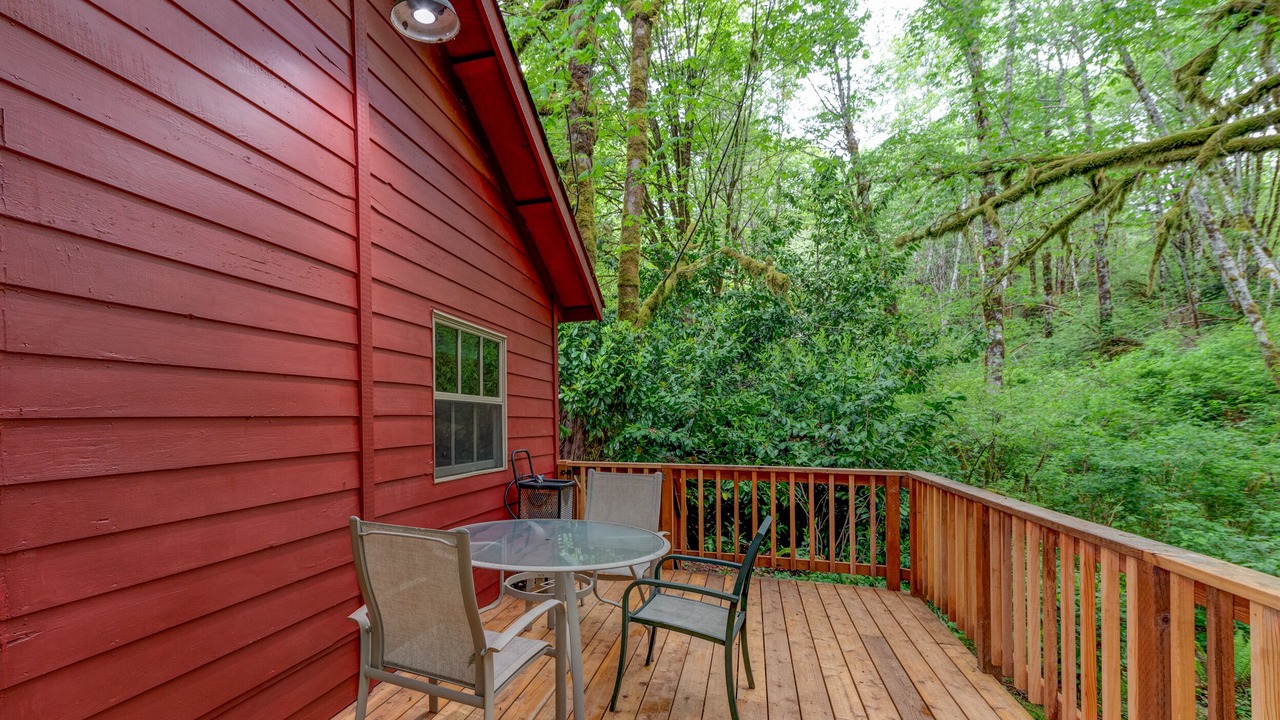 Photo of Outdoor in Triangle Lake