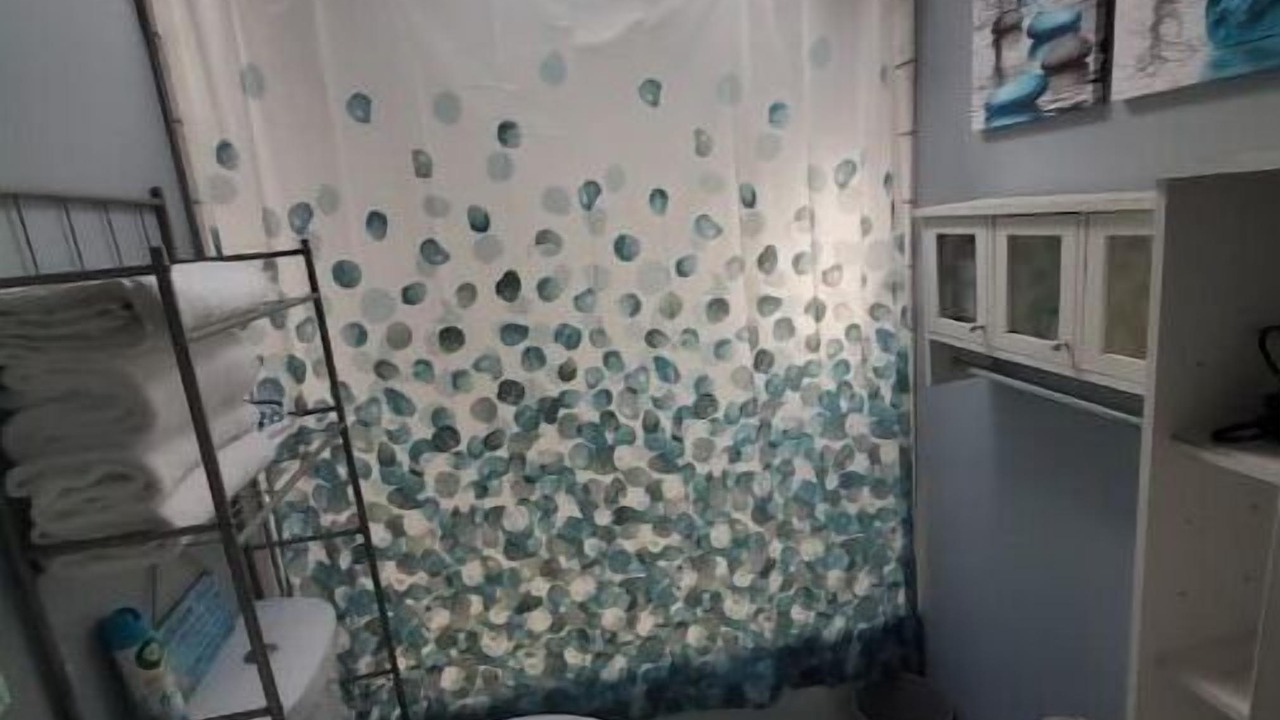 Photo of Bathroom in Pittsburg