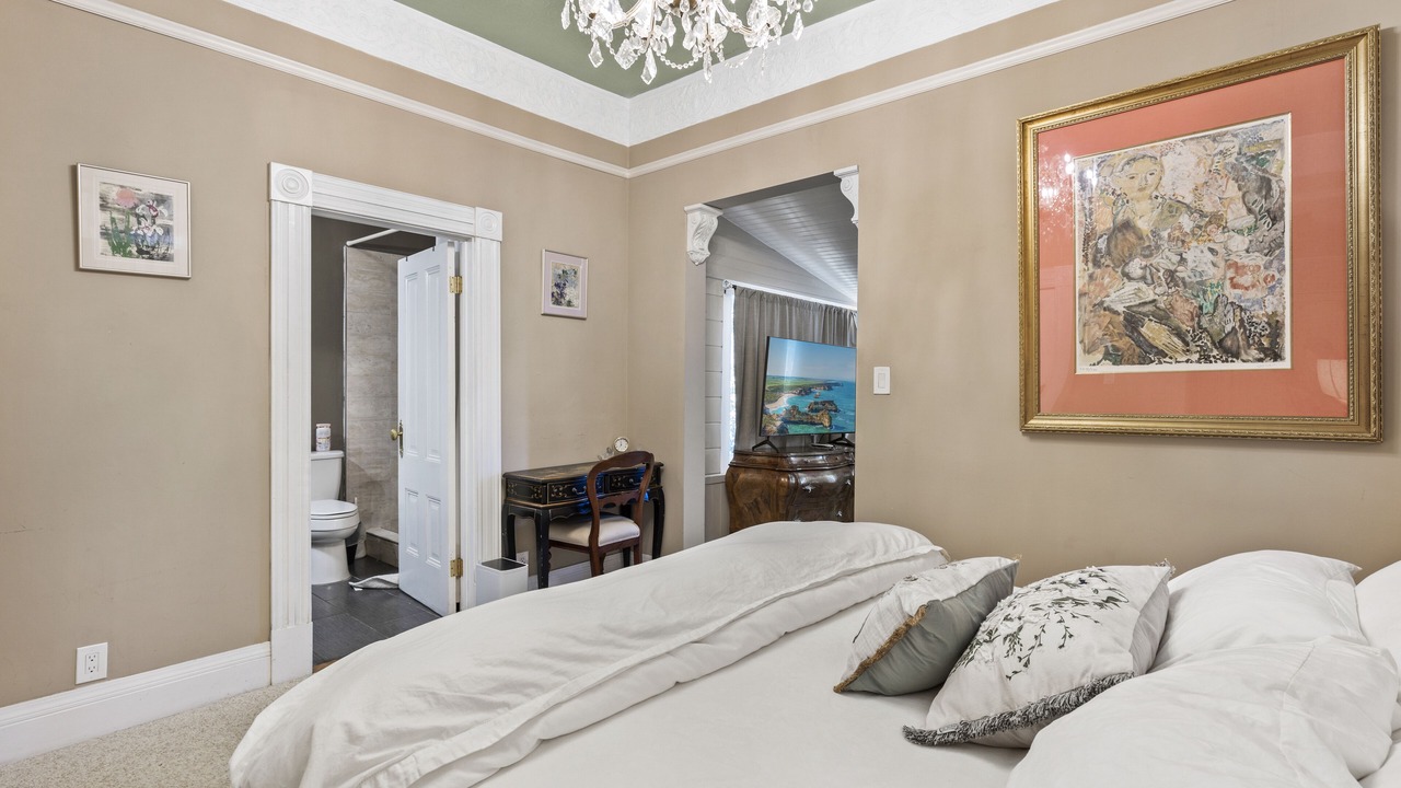 Photo of Bedroom in Northside