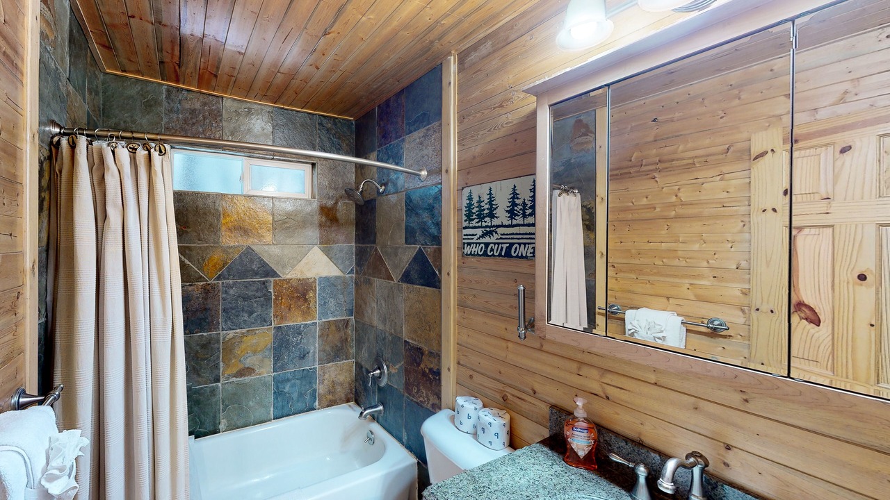 Photo of Bathroom in Bijou Park Acres