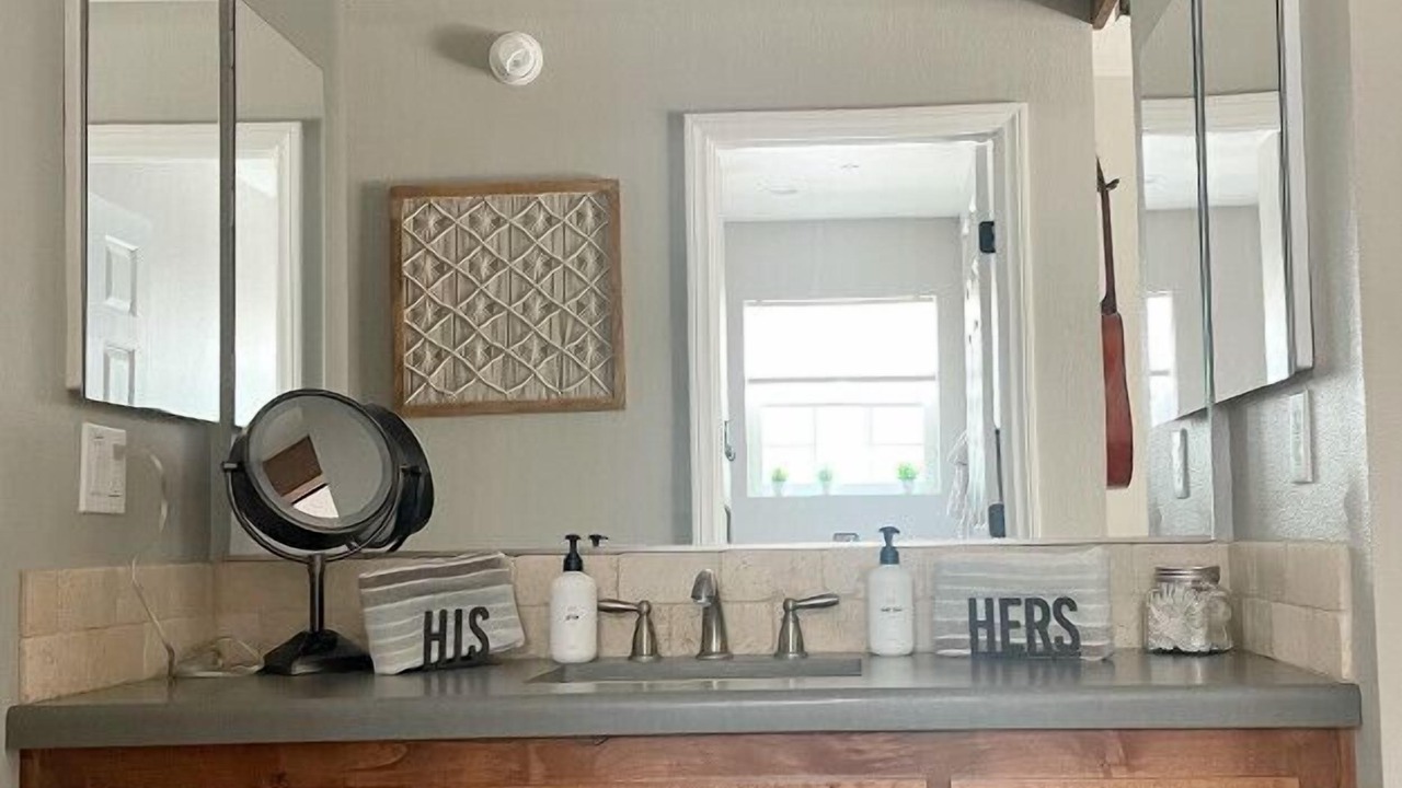 Photo of Bathroom in Wrightwood