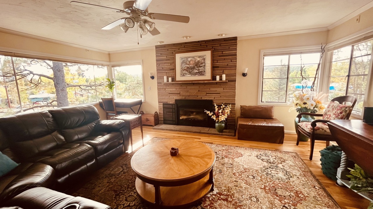Photo of Livingroom in Flagstaff