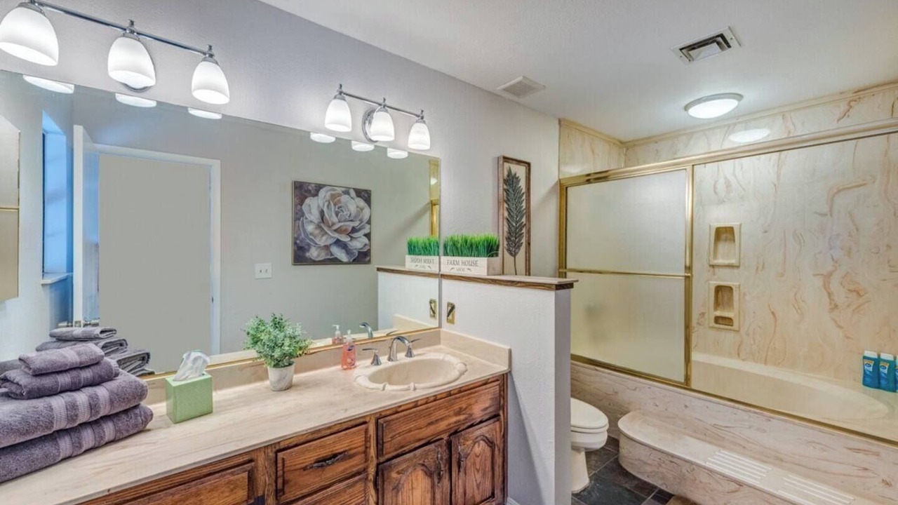 Photo of Bathroom in Enterprise