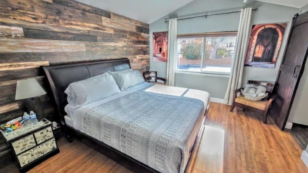 Photo of Bedroom in Chinatown