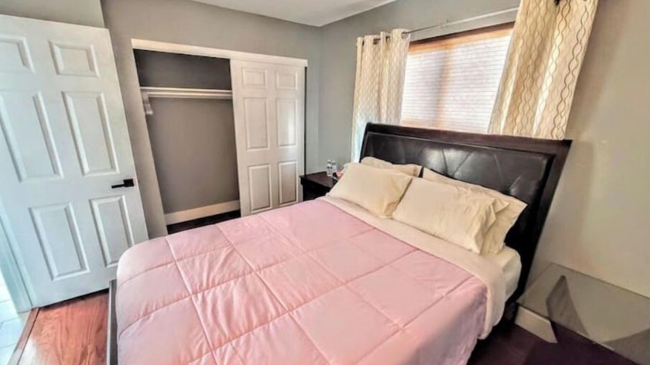 Photo of Bedroom in Chinatown