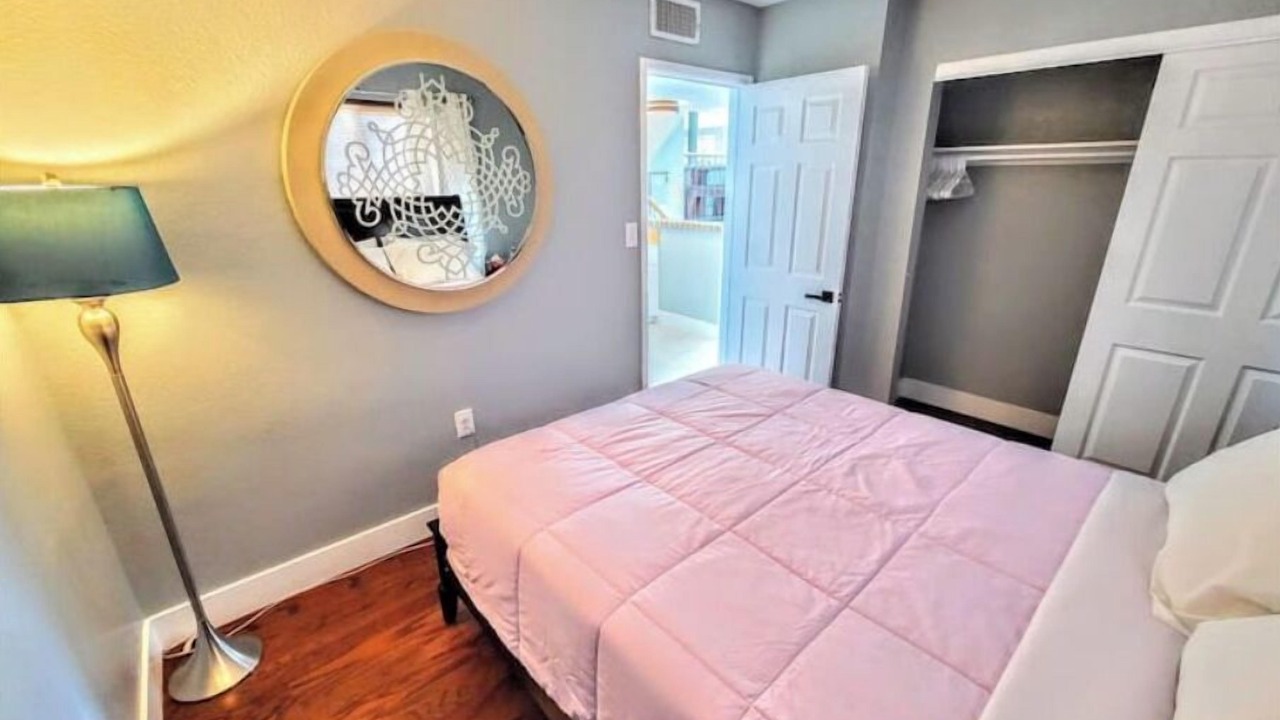 Photo of Bedroom in Chinatown