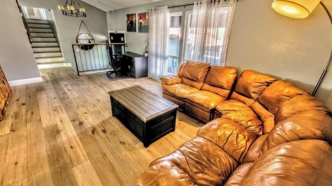 Photo of Livingroom in Chinatown