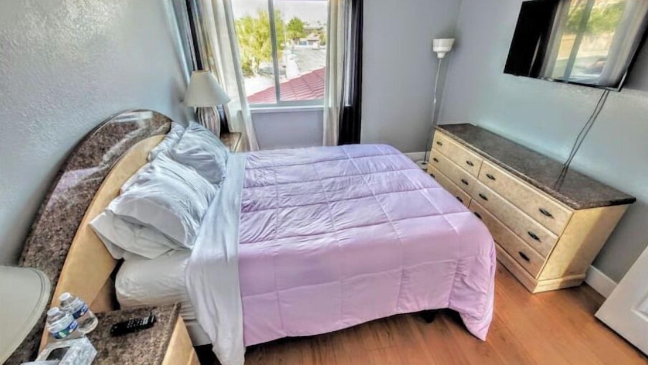 Photo of Bedroom in Chinatown