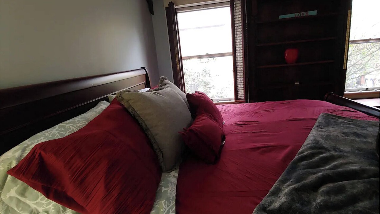 Photo of Bedroom in Albany
