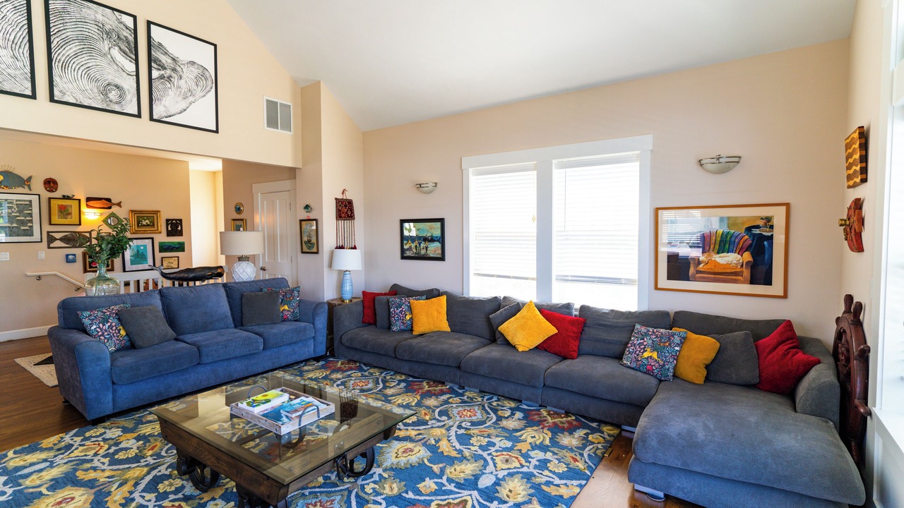 Photo of Livingroom in Roads End