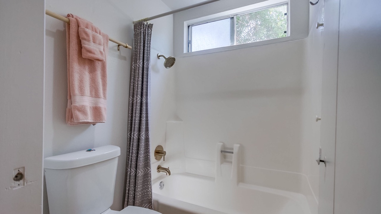 Photo of Bathroom in Olde Solana Beach