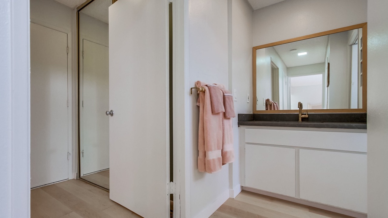 Photo of Bathroom in Olde Solana Beach