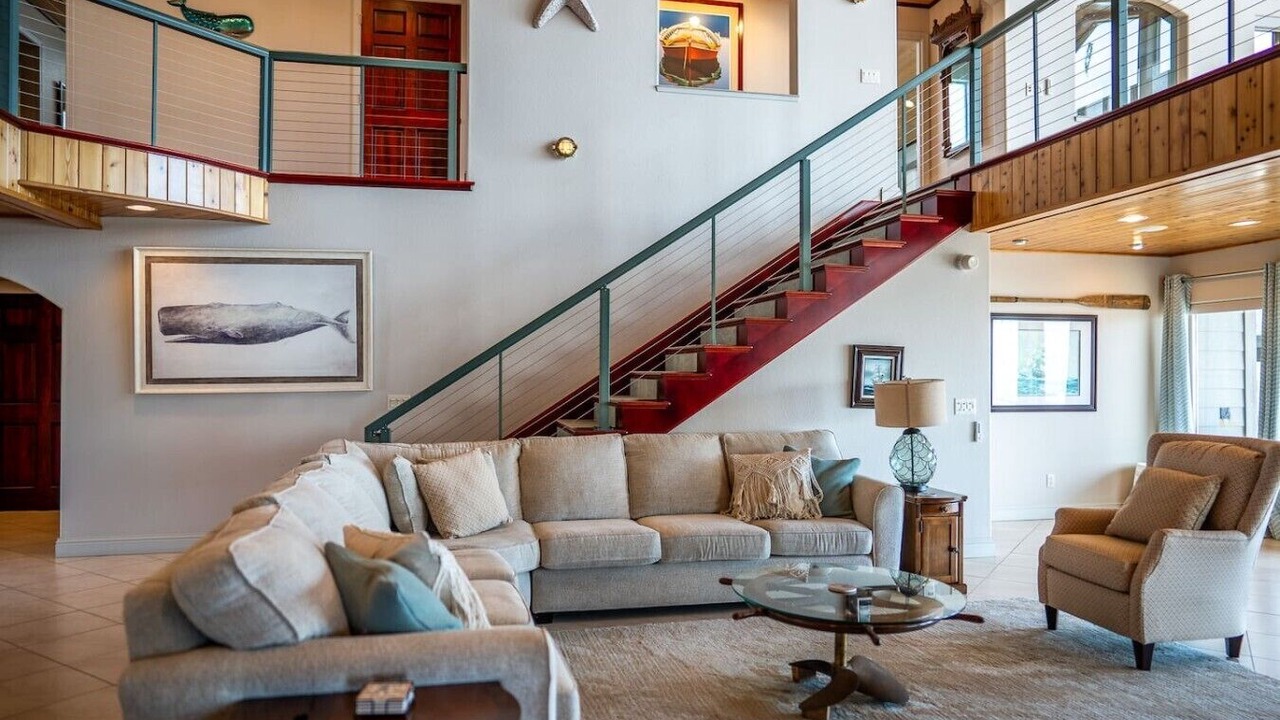 Photo of Livingroom in Smith River