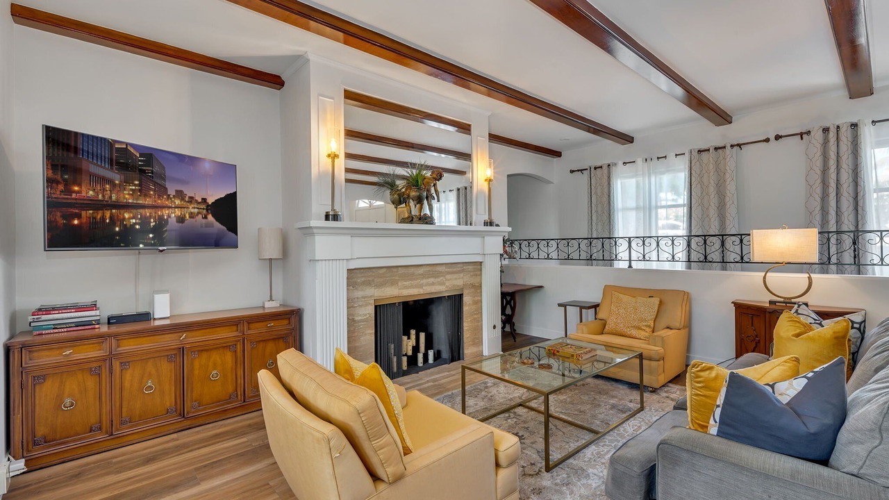 Photo of Livingroom in Vista