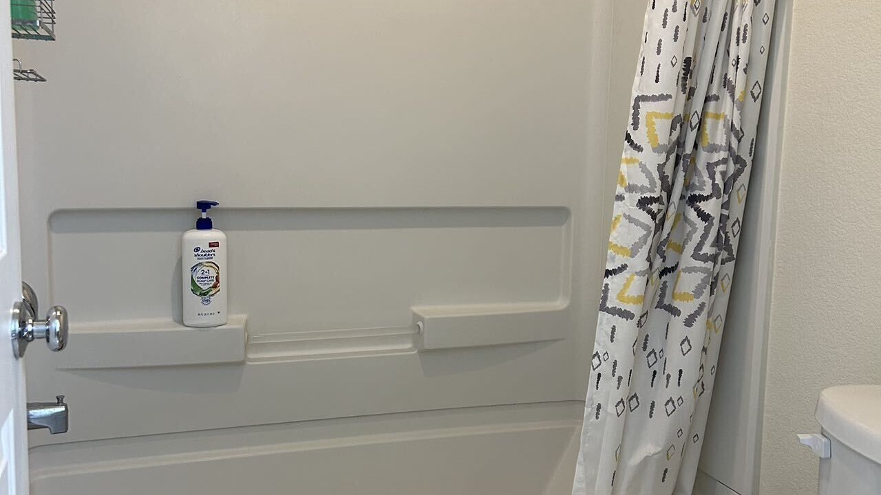 Photo of Bathroom in Rhodes Ranch