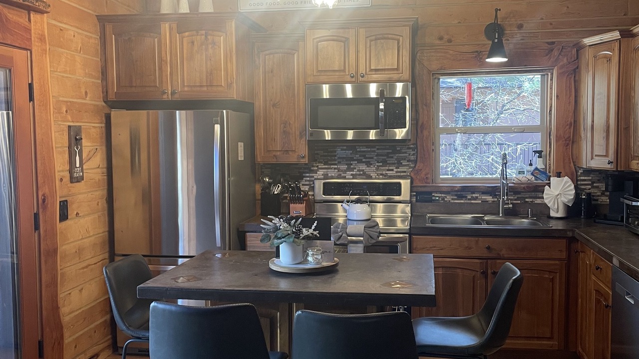 Photo of Kitchen in Munds Park