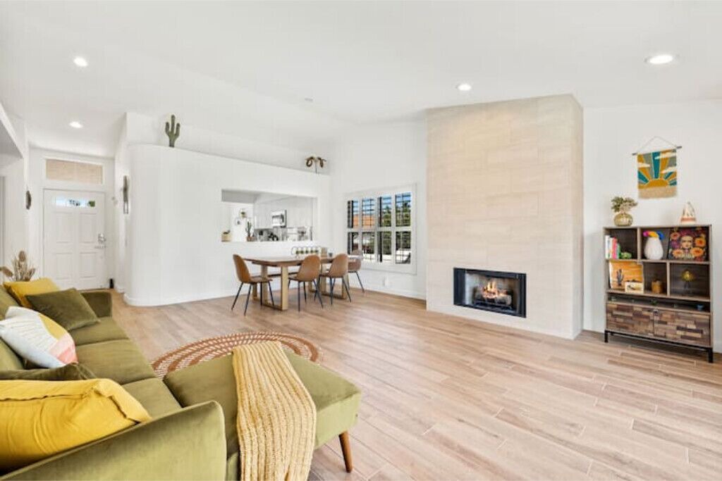 Photo of Livingroom in Palm Desert