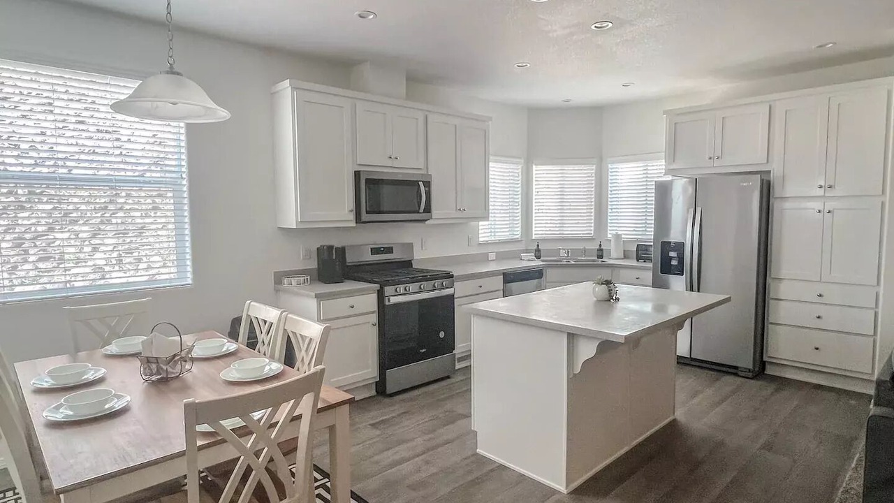 Photo of Kitchen in Sunridge Estates