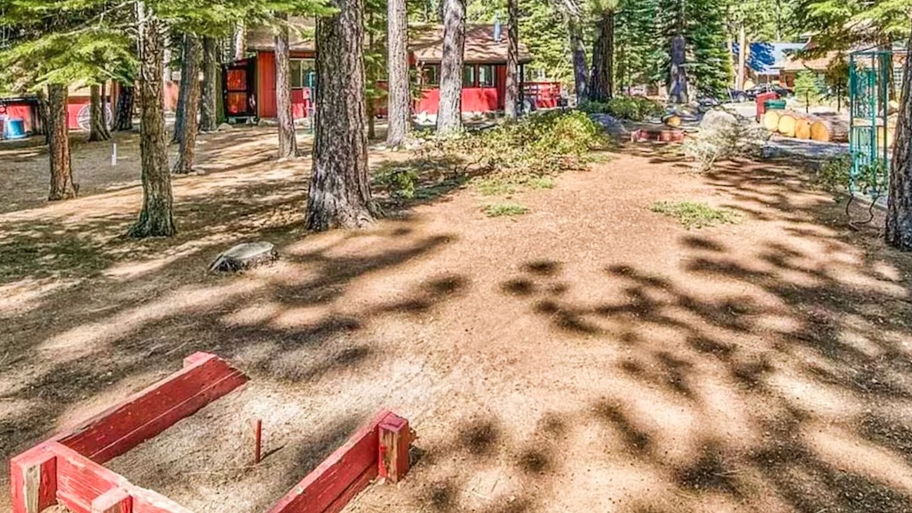 Photo of Outdoor in Pioneer Trail
