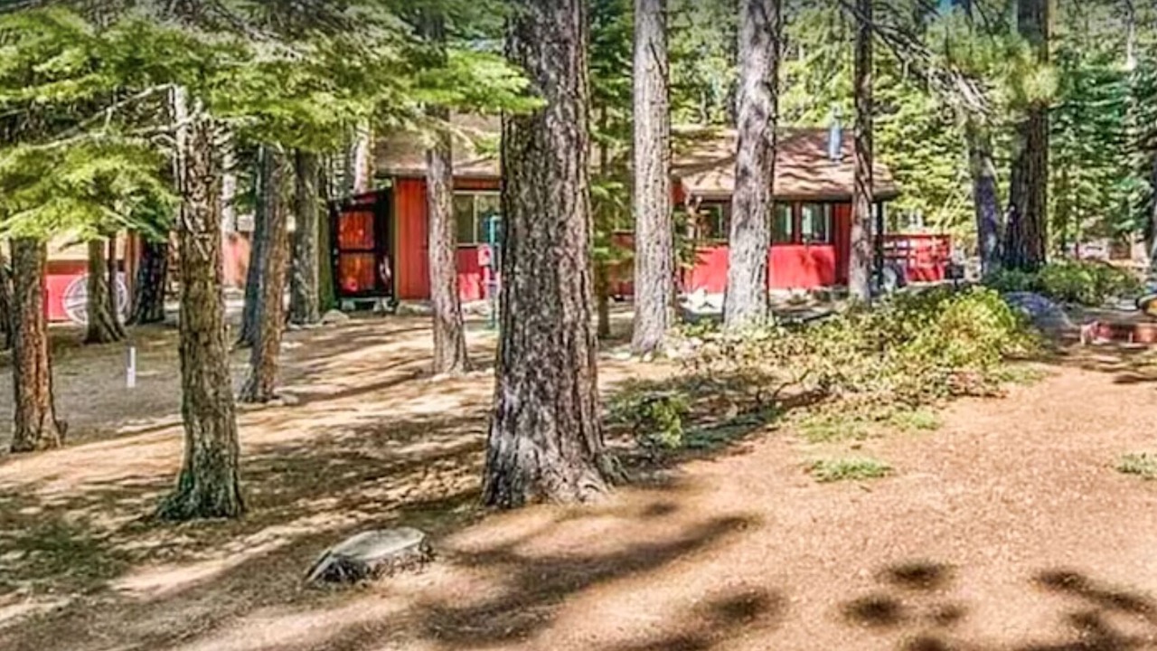 Photo of Outdoor in Pioneer Trail