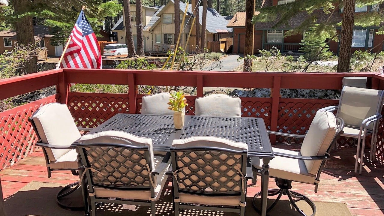 Photo of Outdoor in Pioneer Trail