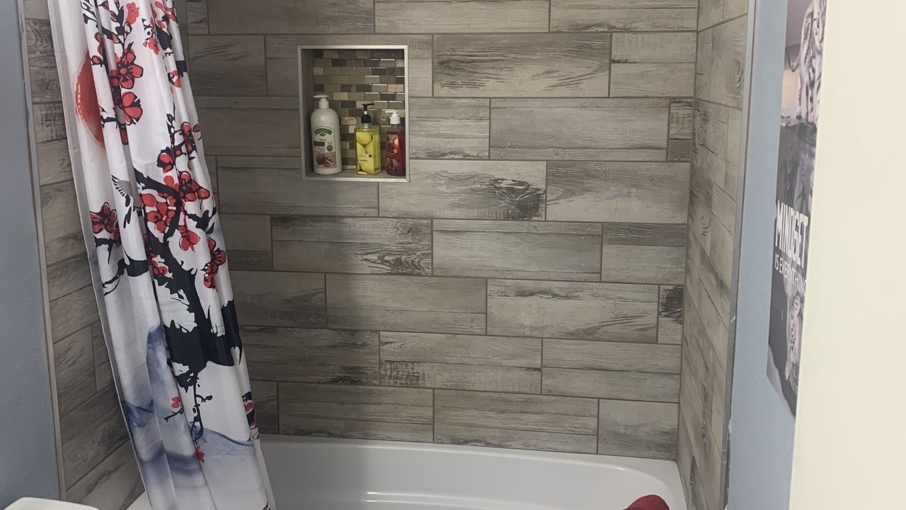 Photo of Bathroom in Canyon Gate