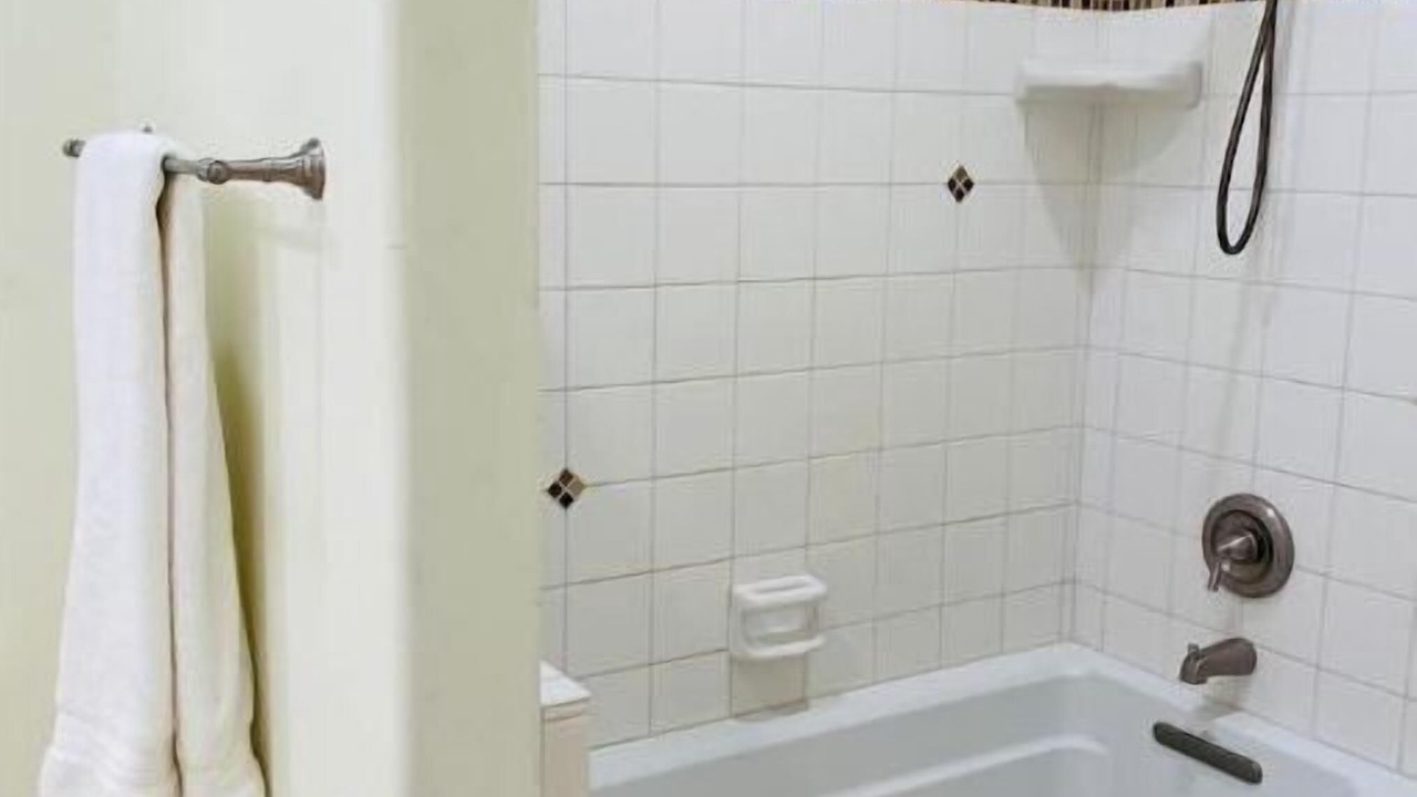 Photo of Bathroom in Redway