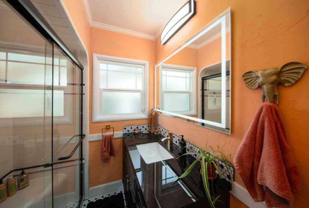 Photo of Bathroom in Lodi