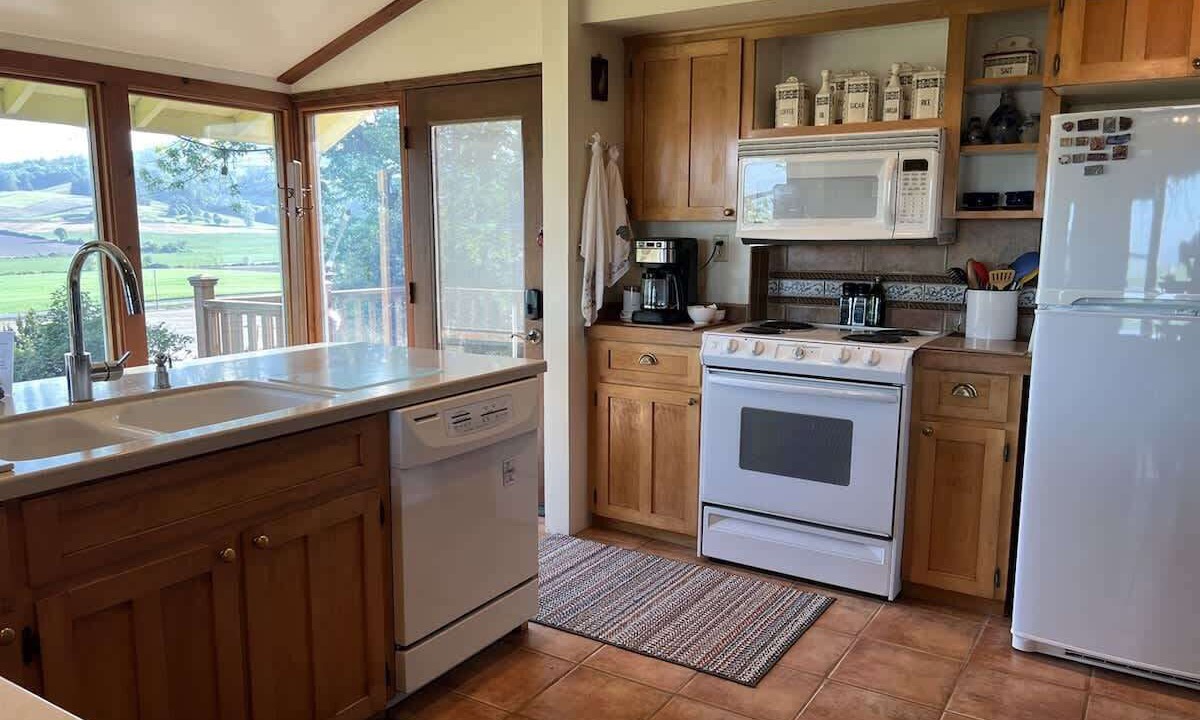 Photo of Kitchen in Polk County