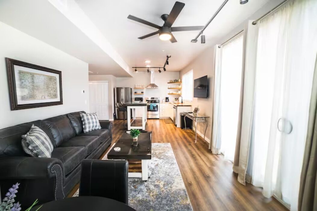 Photo of Livingroom in Southside