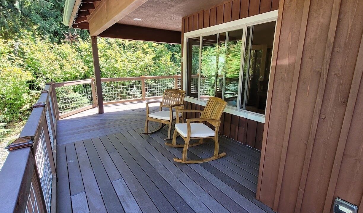 Photo of Patio Balcony in Glacier