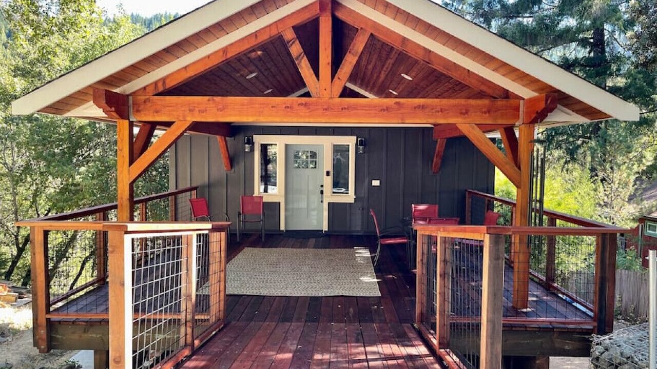 Photo of Patio Balcony in Myers Flat