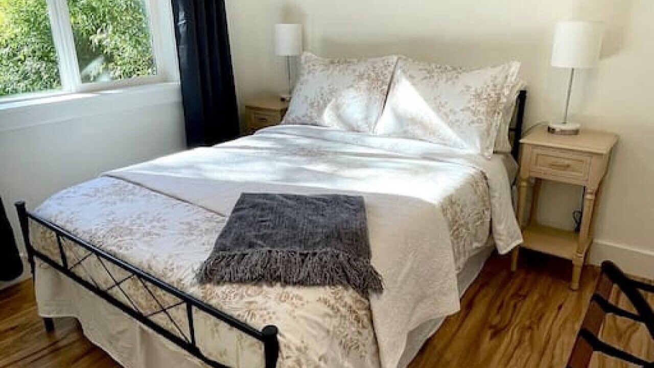 Photo of Bedroom in Myers Flat