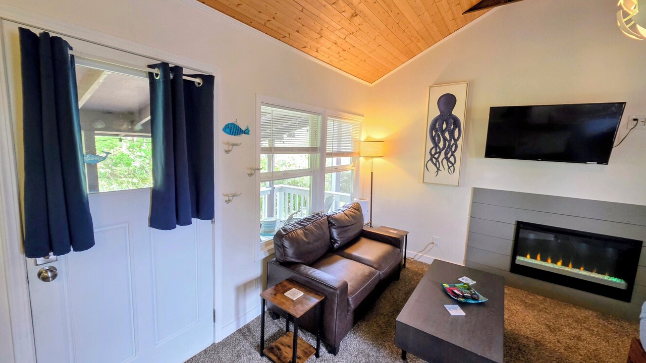 Photo of Livingroom in Lincoln City
