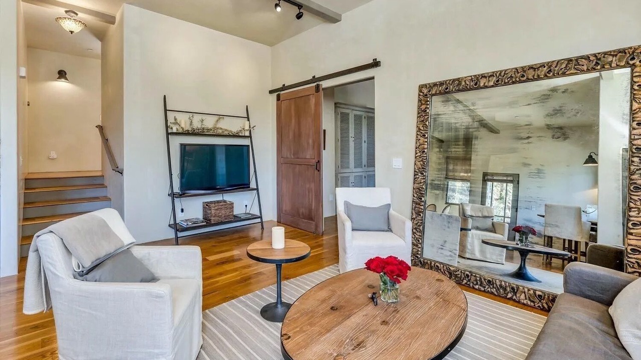 Photo of Livingroom in Calistoga