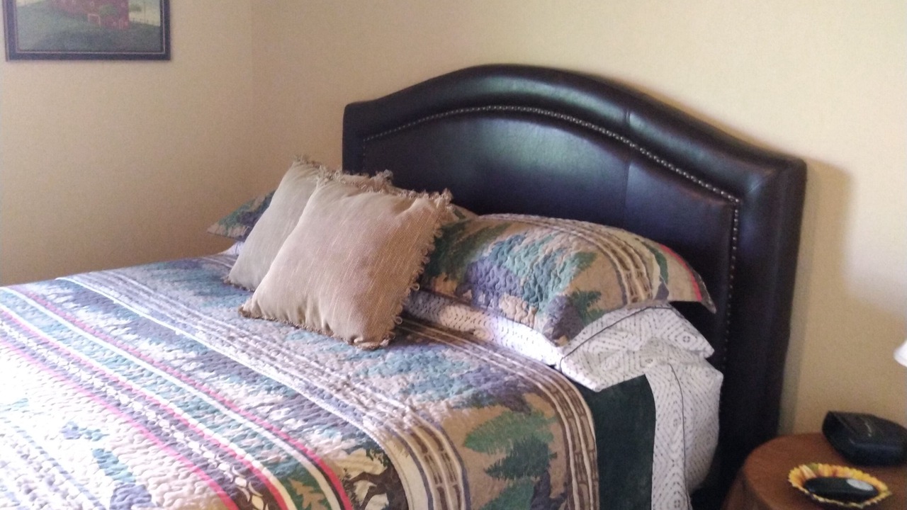 Photo of Bedroom in Oroville
