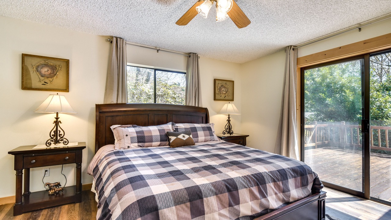 Photo of Bedroom in Woodland