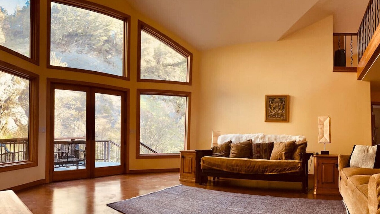 Photo of Livingroom in Redway