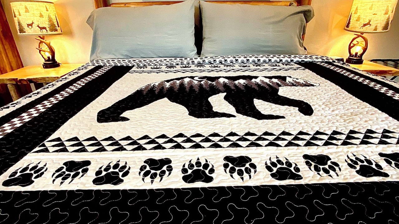 Photo of Bedroom in Grants Pass