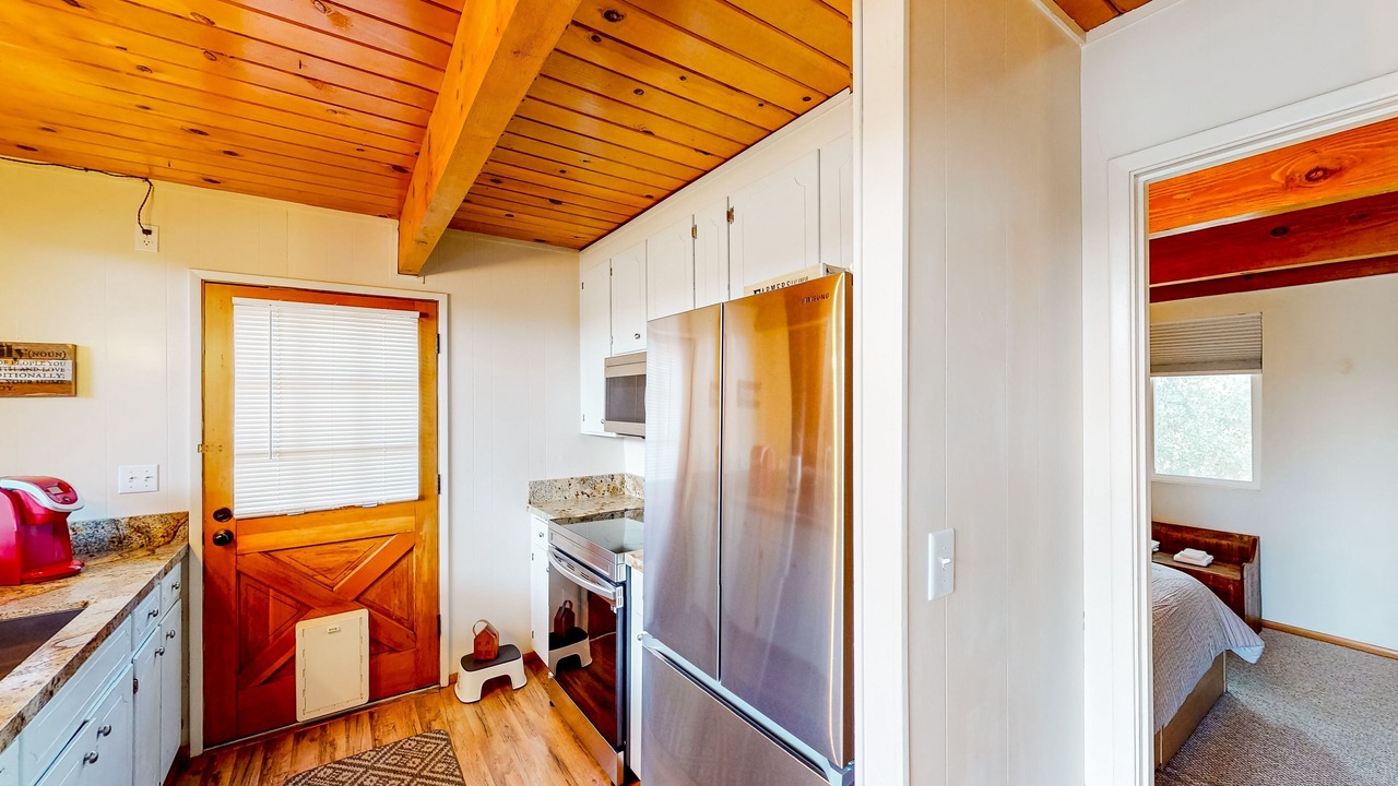 Photo of Bedroom in Groveland