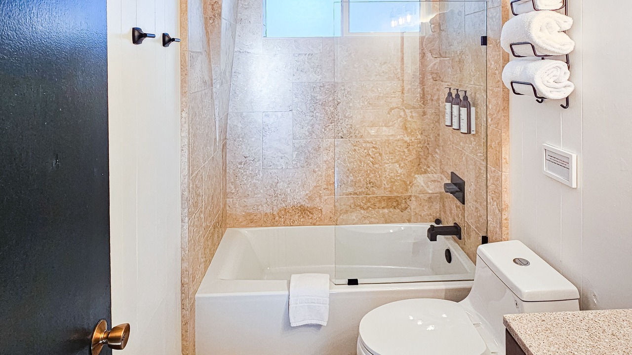 Photo of Bathroom in Groveland