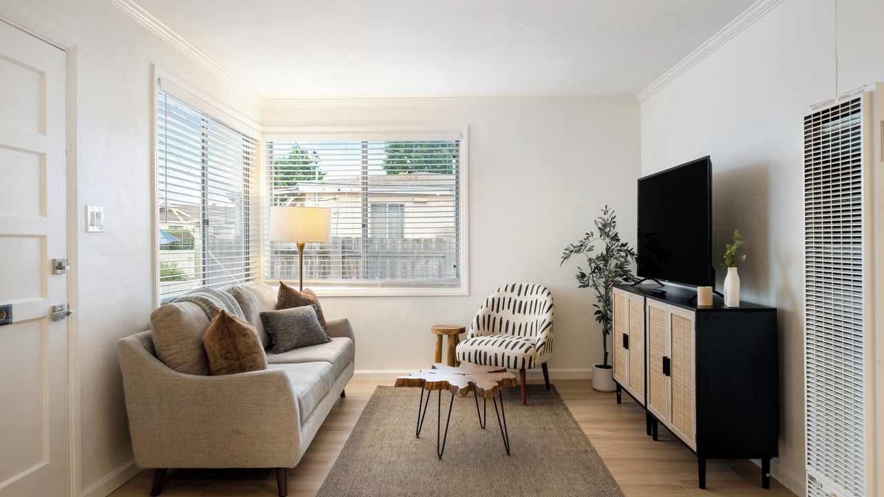 Photo of Livingroom in Linda Vista