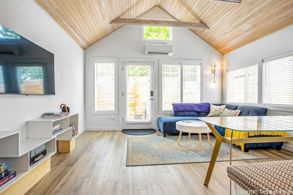 Photo of Livingroom in Eugene