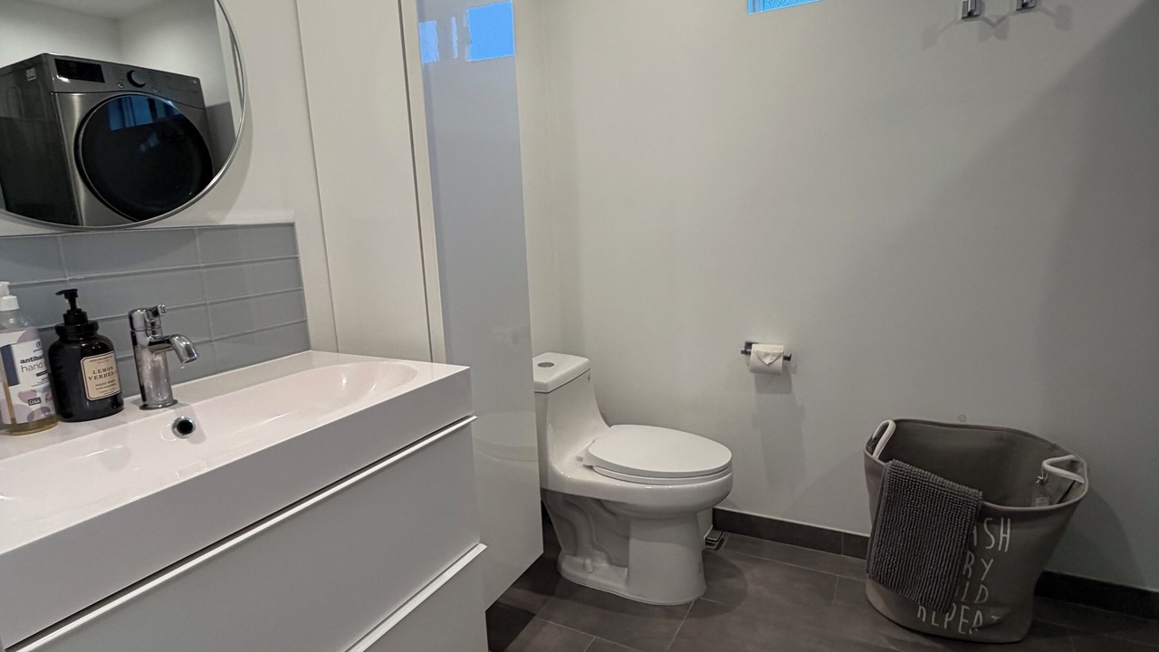 Photo of Bathroom in Encino