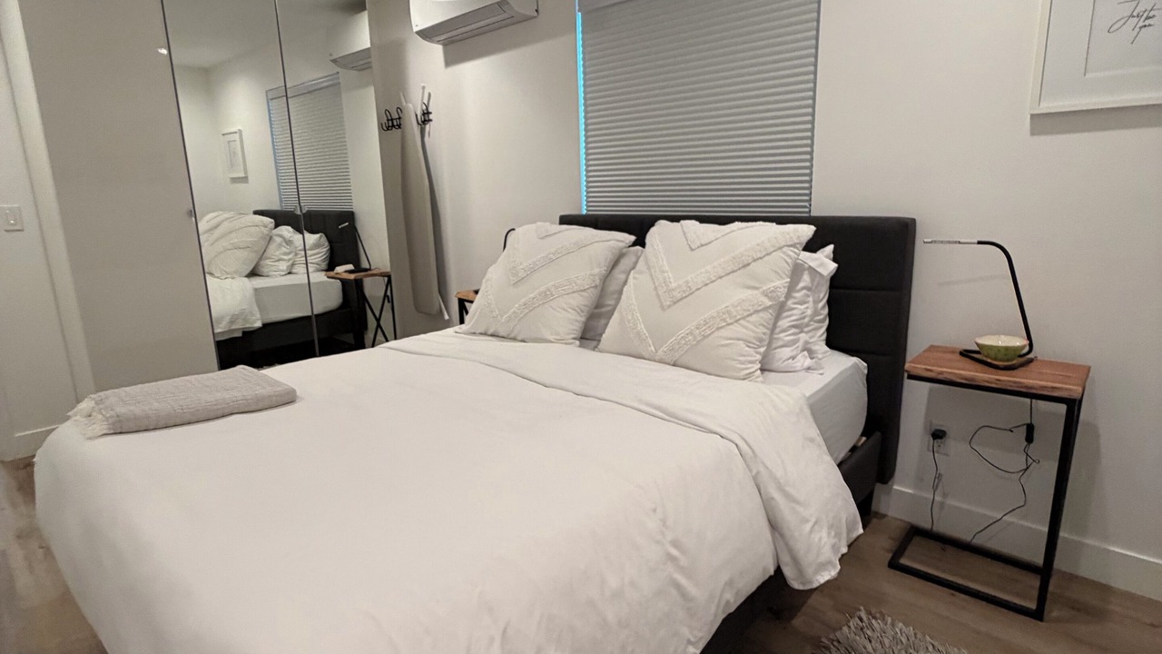 Photo of Bedroom in Encino