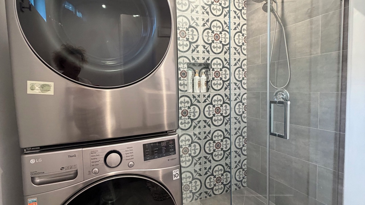 Photo of Bathroom in Encino