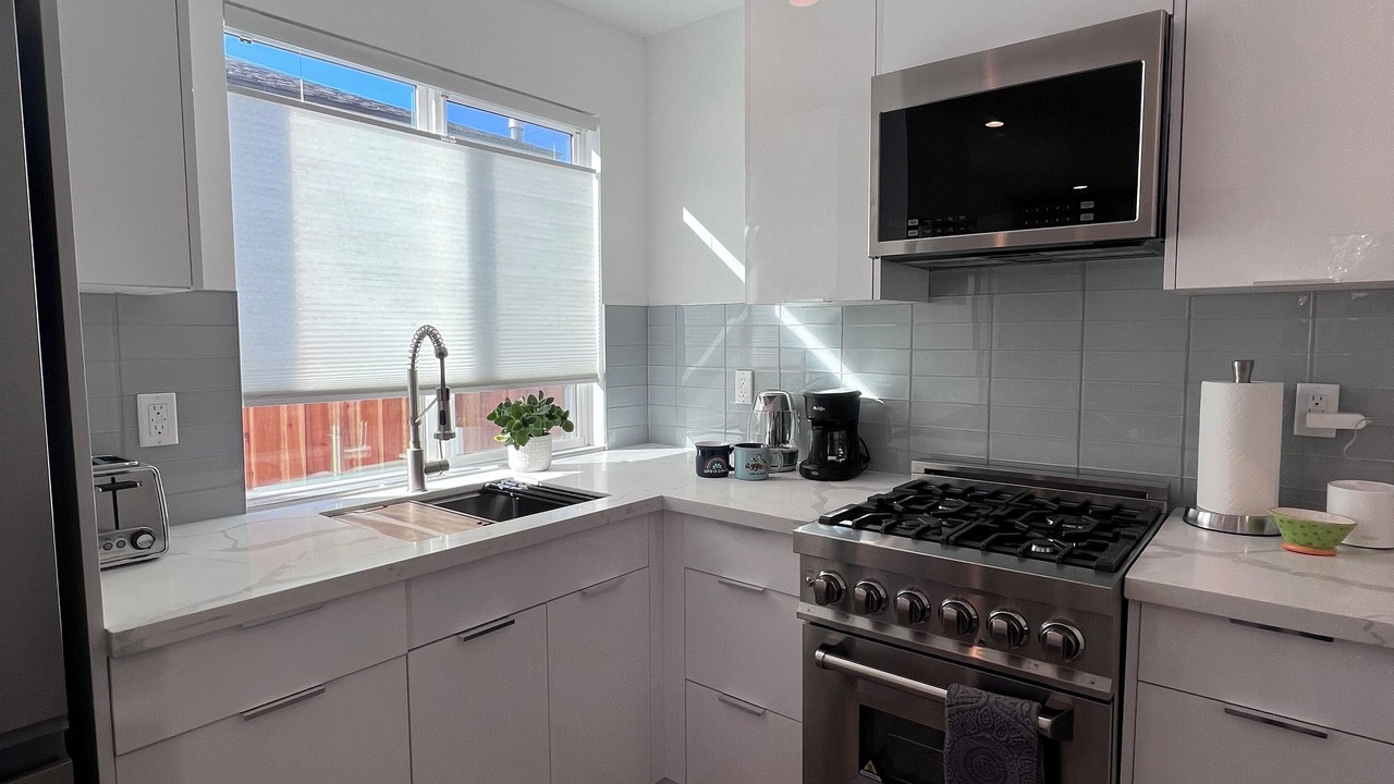Photo of Kitchen in Encino